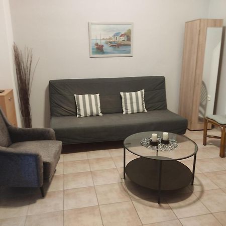 Light And Sea 1 Apartment Ofrinion Exterior photo
